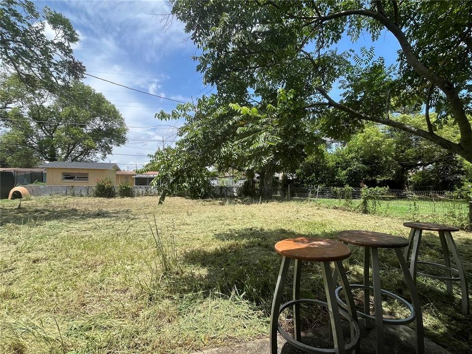 В аренду: $1,795 (3 спален, 1 ванн, 888 Квадратных фут)