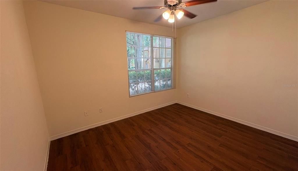 В аренду: $1,800 (2 спален, 2 ванн, 1051 Квадратных фут)