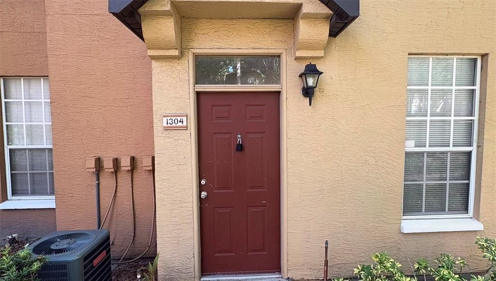 В аренду: $1,800 (2 спален, 2 ванн, 1051 Квадратных фут)