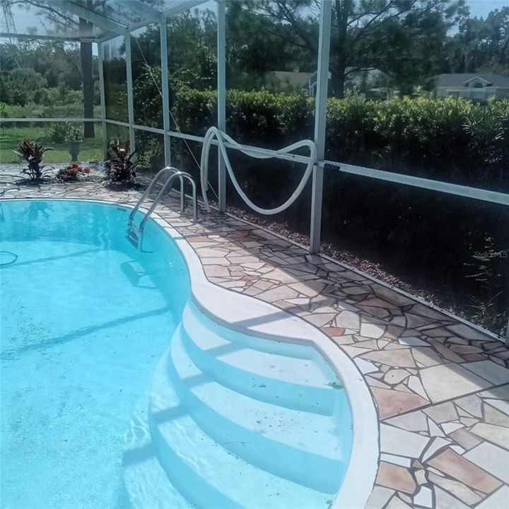 En Venta: $585,000 (3 camas, 2 baños, 2433 Pies cuadrados)