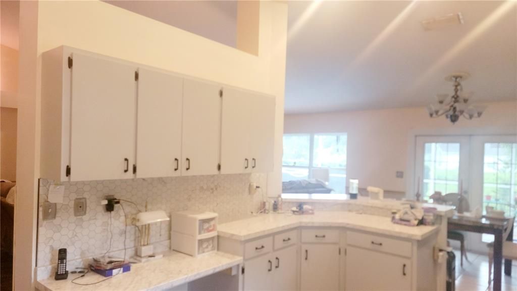En Venta: $585,000 (3 camas, 2 baños, 2433 Pies cuadrados)