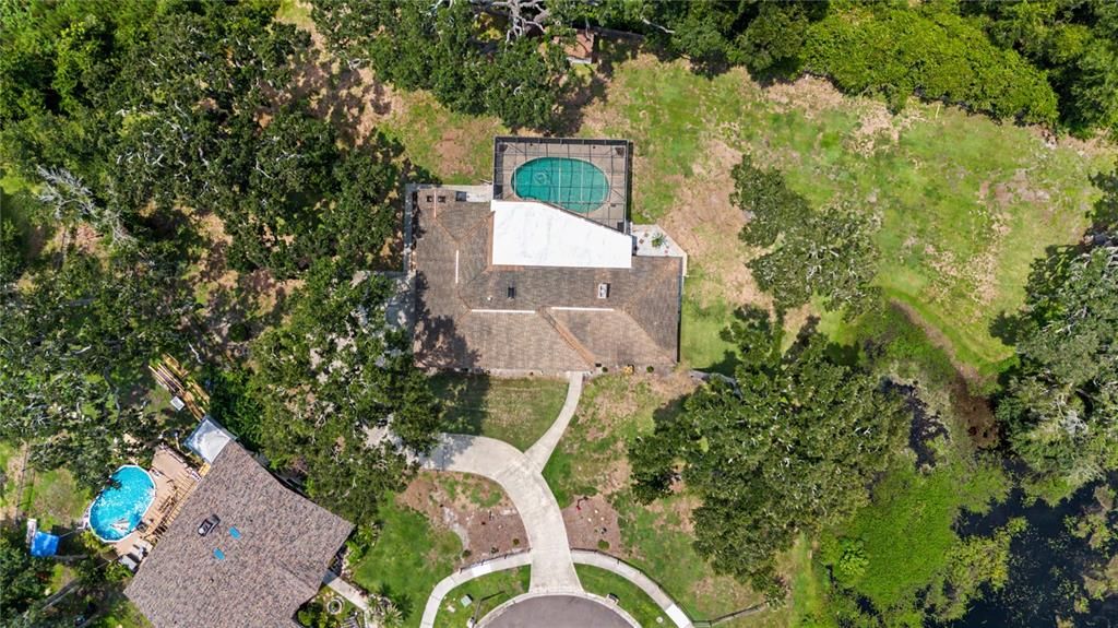 En Venta: $625,000 (4 camas, 2 baños, 2551 Pies cuadrados)