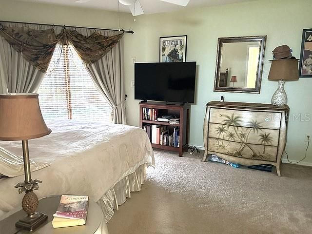For Sale: $441,500 (3 beds, 3 baths, 2513 Square Feet)
