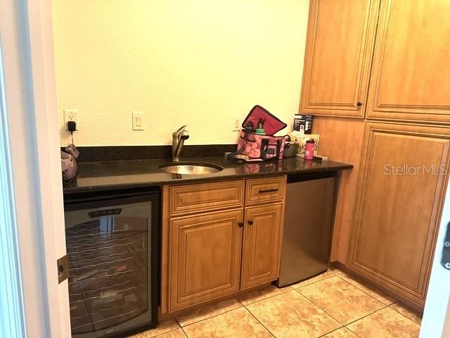 For Sale: $441,500 (3 beds, 3 baths, 2513 Square Feet)