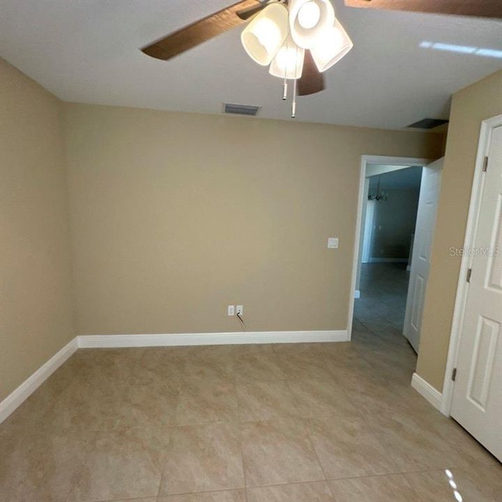For Sale: $252,000 (3 beds, 2 baths, 1431 Square Feet)