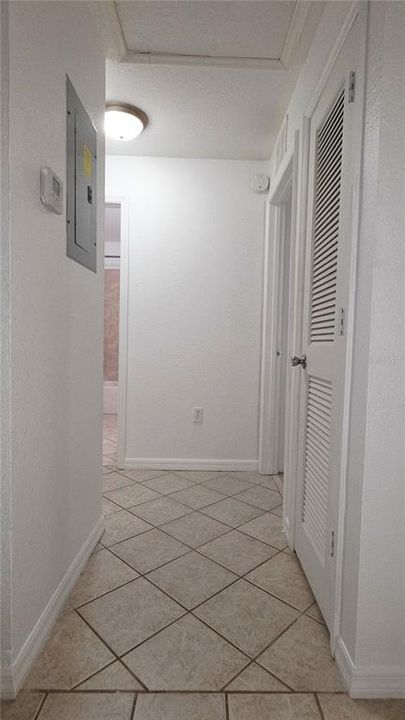 For Rent: $1,350 (2 beds, 2 baths, 991 Square Feet)