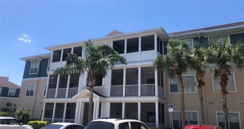 For Rent: $1,600 (2 beds, 2 baths, 1048 Square Feet)