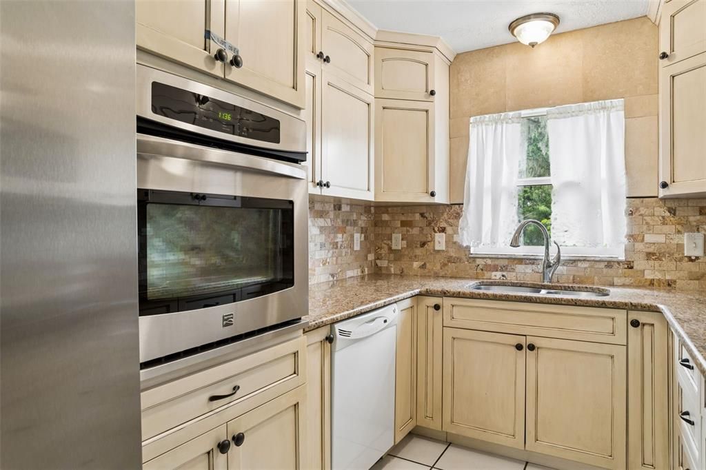 En Venta: $399,900 (3 camas, 2 baños, 1656 Pies cuadrados)