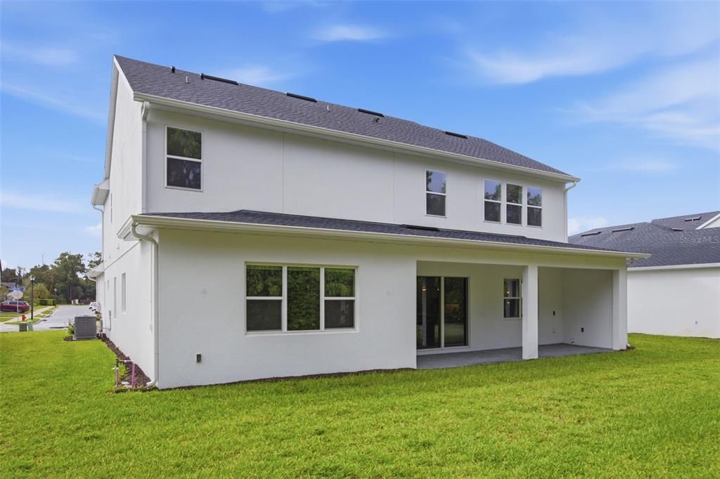 For Sale: $1,344,000 (5 beds, 5 baths, 3994 Square Feet)