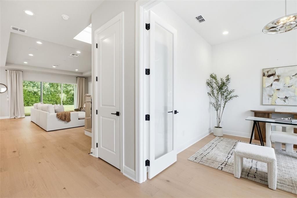 For Sale: $1,344,000 (5 beds, 5 baths, 3994 Square Feet)