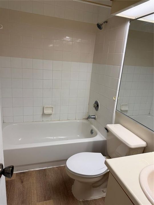 En Venta: $175,000 (2 camas, 2 baños, 1031 Pies cuadrados)