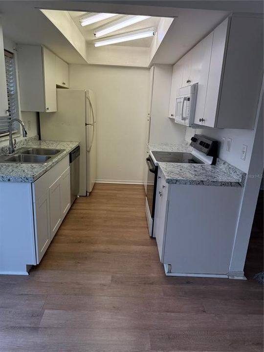 En Venta: $175,000 (2 camas, 2 baños, 1031 Pies cuadrados)
