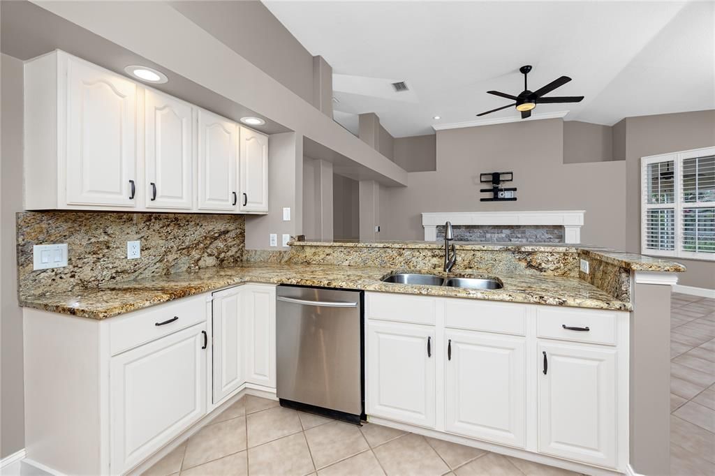 For Sale: $615,000 (4 beds, 2 baths, 2234 Square Feet)