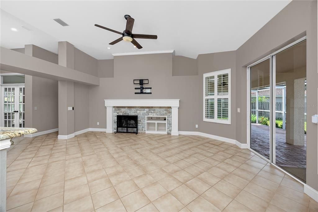 For Sale: $615,000 (4 beds, 2 baths, 2234 Square Feet)