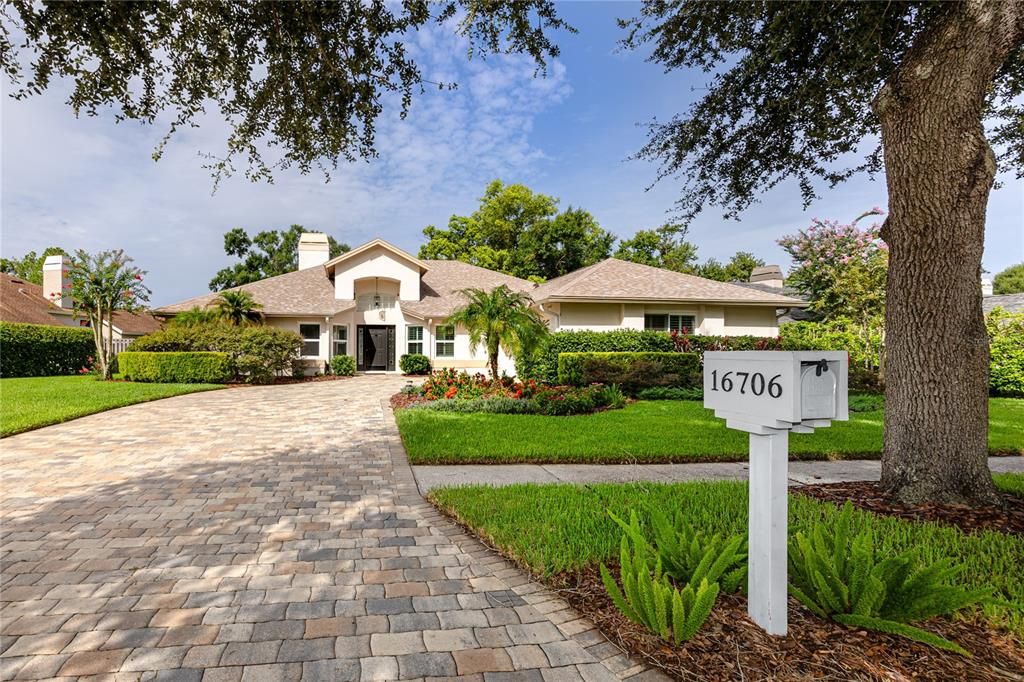 For Sale: $615,000 (4 beds, 2 baths, 2234 Square Feet)