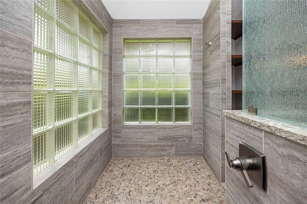 For Sale: $615,000 (4 beds, 2 baths, 2234 Square Feet)
