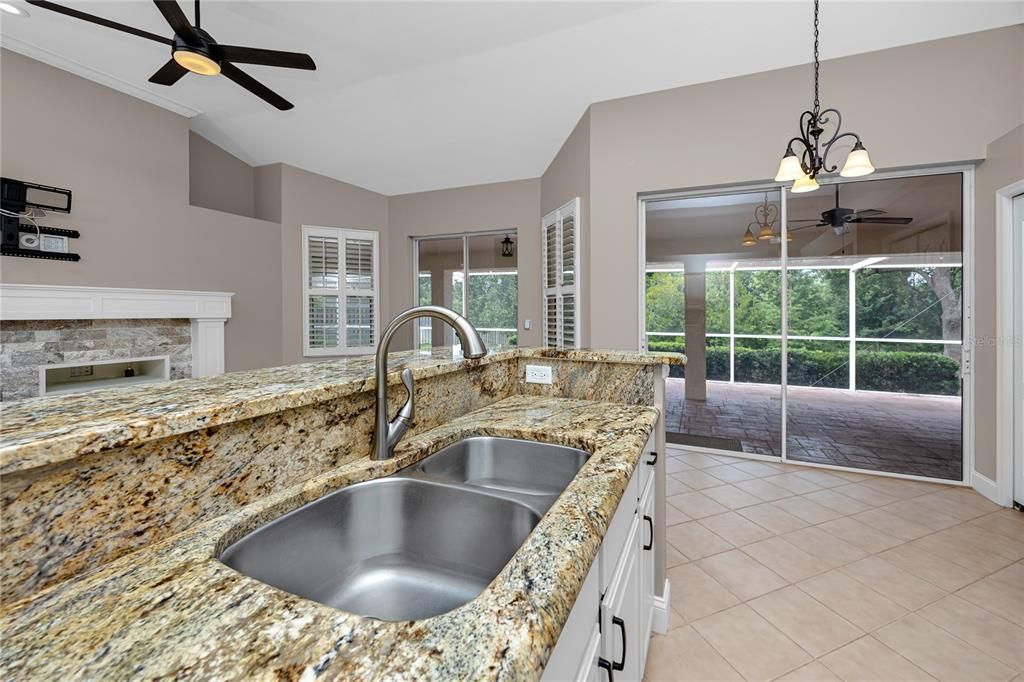 For Sale: $615,000 (4 beds, 2 baths, 2234 Square Feet)