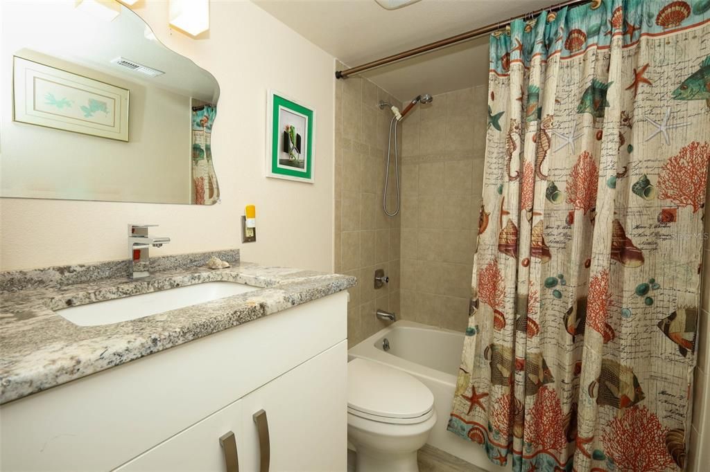 For Sale: $674,000 (2 beds, 2 baths, 1334 Square Feet)