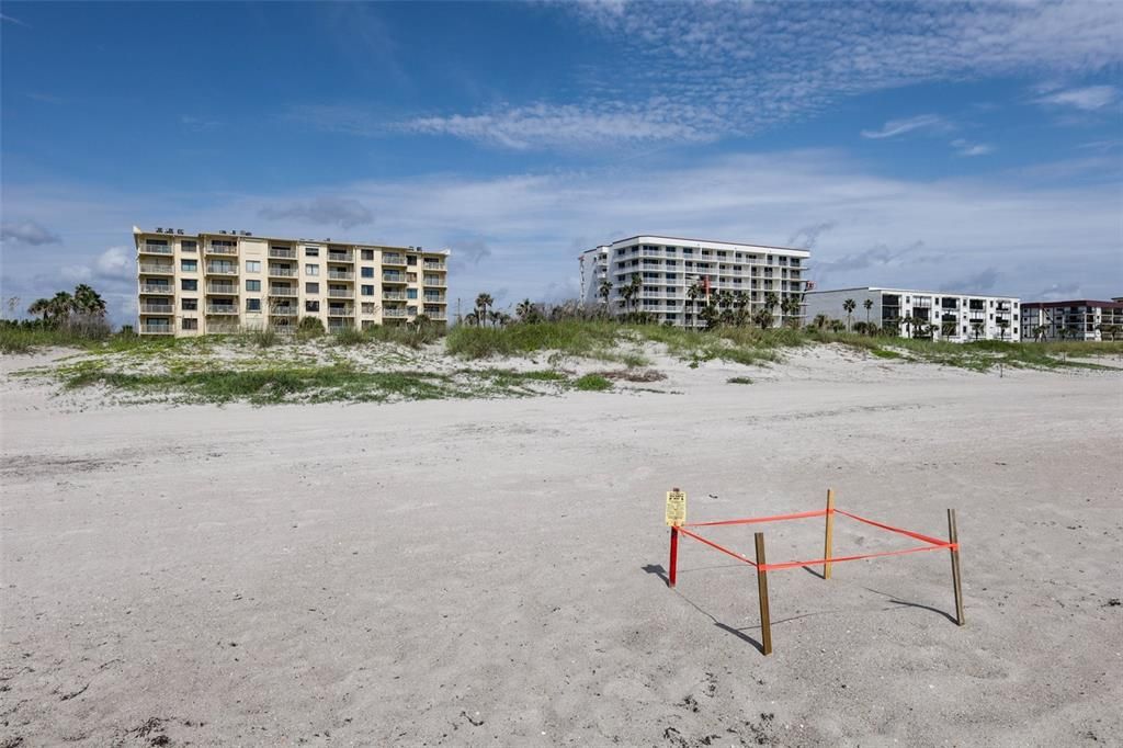 For Sale: $674,000 (2 beds, 2 baths, 1334 Square Feet)