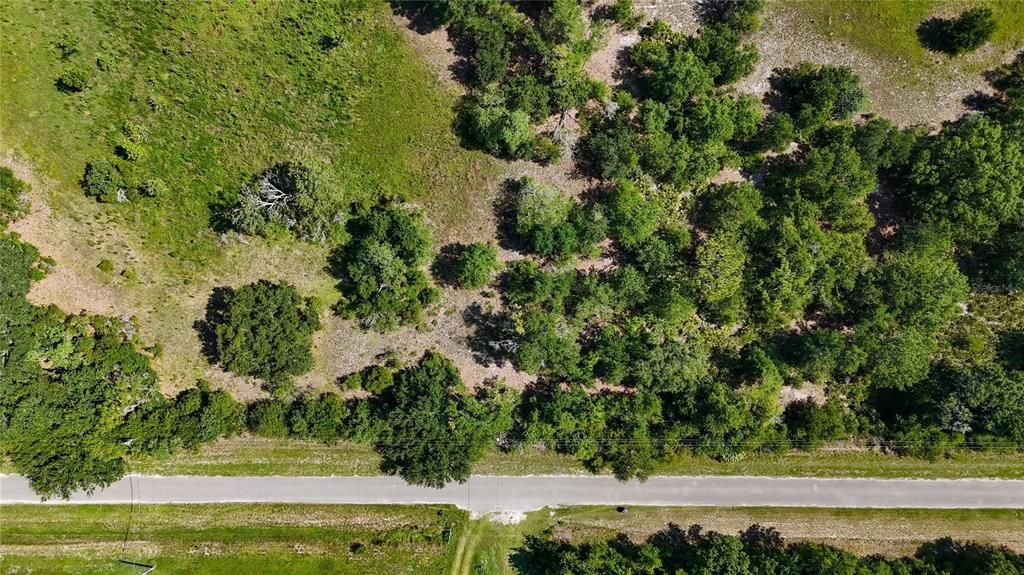 待售: $699,900 (19.47 acres)