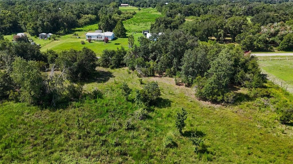 待售: $699,900 (19.47 acres)