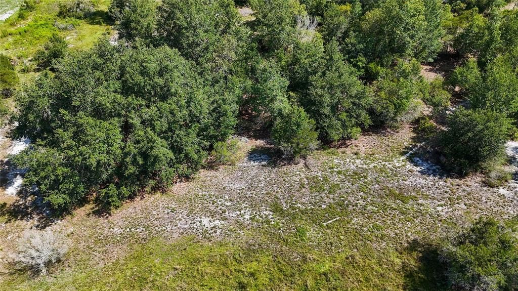 待售: $699,900 (19.47 acres)