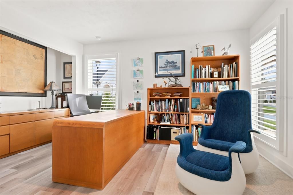 Activo con contrato: $649,805 (3 camas, 2 baños, 2016 Pies cuadrados)