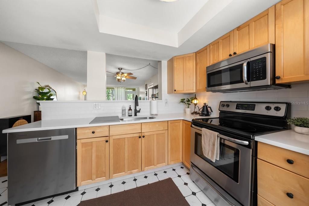 En Venta: $195,000 (2 camas, 2 baños, 1050 Pies cuadrados)