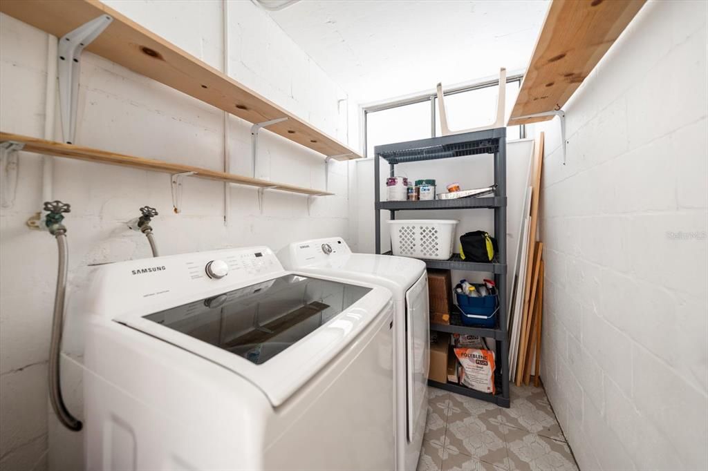 En Venta: $195,000 (2 camas, 2 baños, 1050 Pies cuadrados)