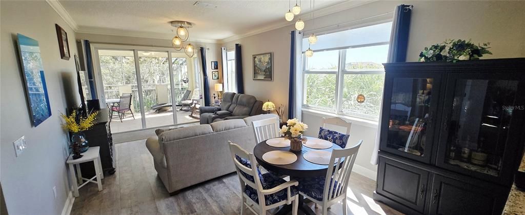 For Sale: $249,900 (2 beds, 2 baths, 1115 Square Feet)