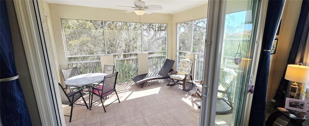 For Sale: $249,900 (2 beds, 2 baths, 1115 Square Feet)