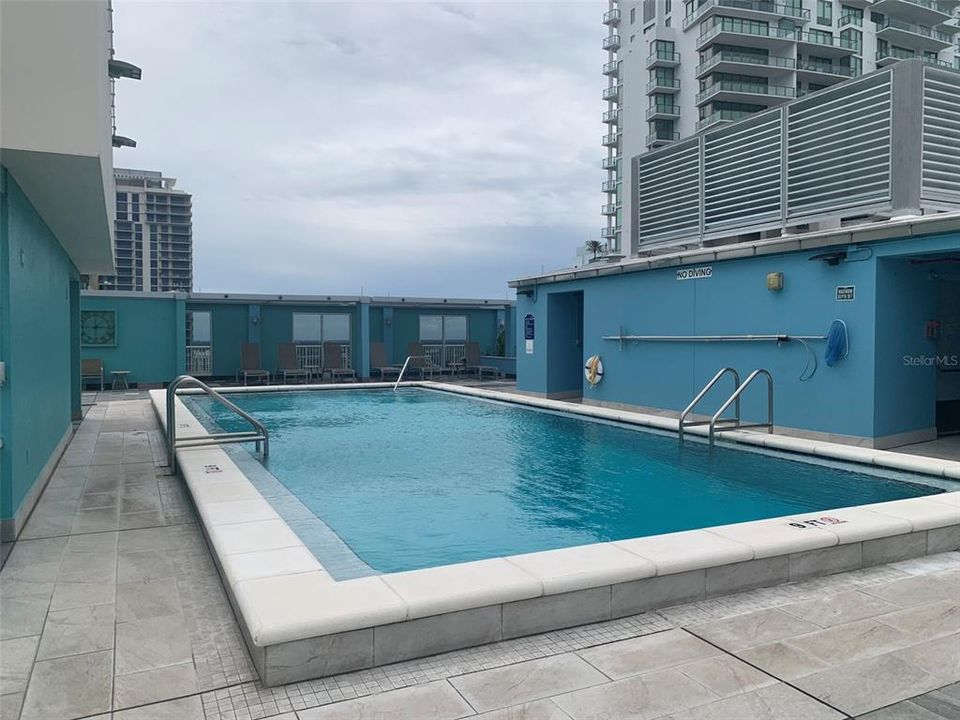 For Sale: $493,000 (1 beds, 1 baths, 1146 Square Feet)