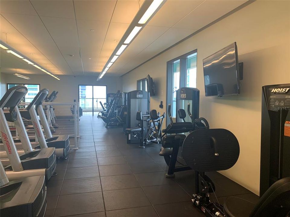 For Sale: $493,000 (1 beds, 1 baths, 1146 Square Feet)