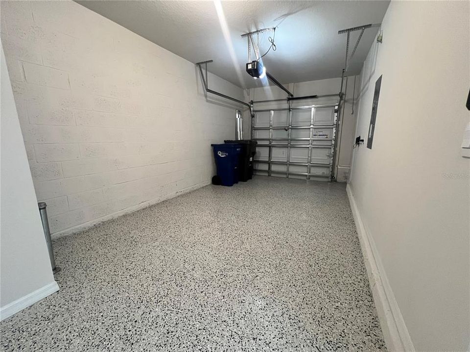 В аренду: $2,400 (3 спален, 2 ванн, 1464 Квадратных фут)
