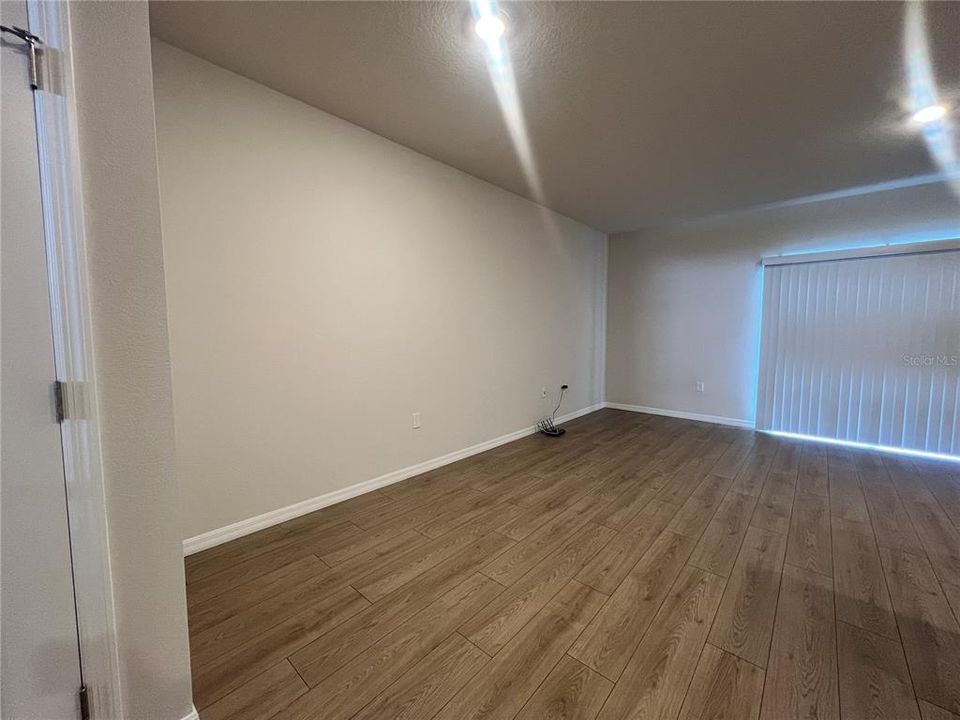 В аренду: $2,400 (3 спален, 2 ванн, 1464 Квадратных фут)