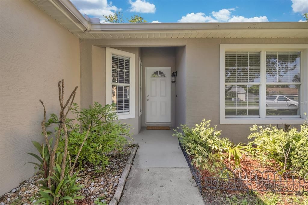 Active With Contract: $365,000 (3 beds, 2 baths, 1219 Square Feet)