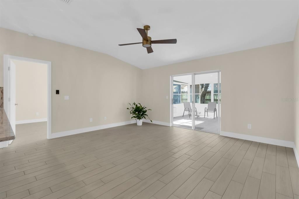 Active With Contract: $365,000 (3 beds, 2 baths, 1219 Square Feet)