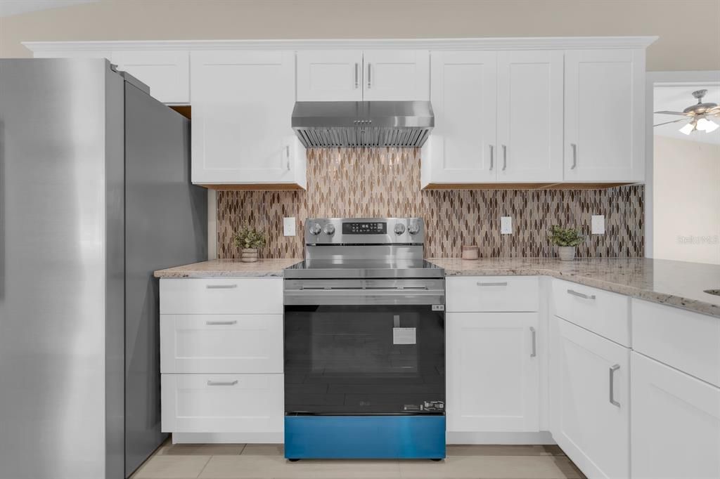 Active With Contract: $365,000 (3 beds, 2 baths, 1219 Square Feet)