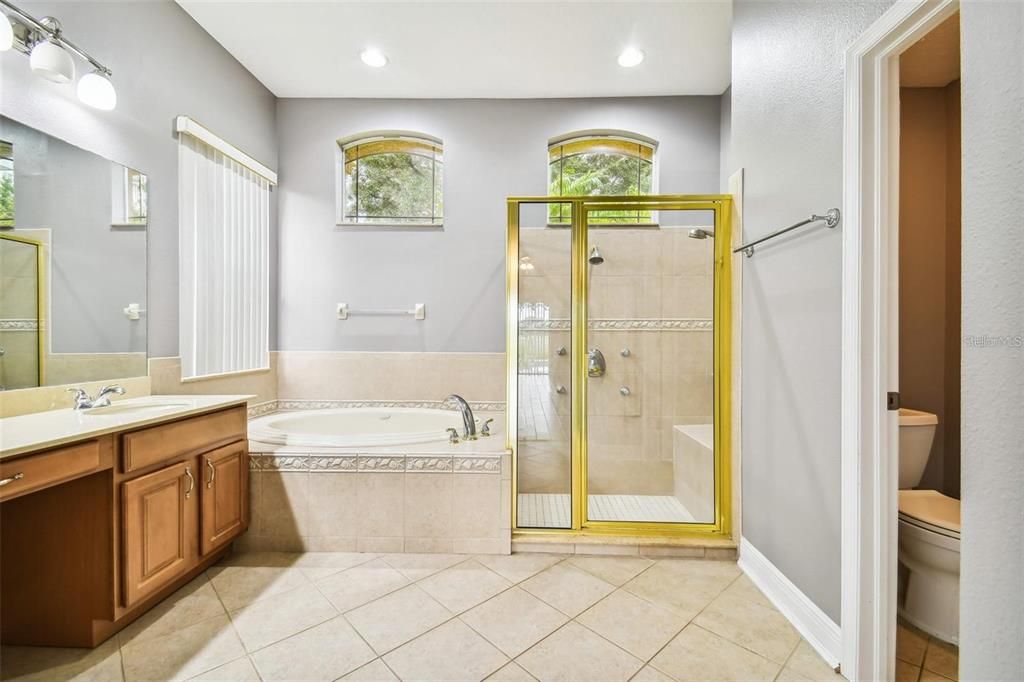 En Renta: $4,300 (5 camas, 4 baños, 3676 Pies cuadrados)