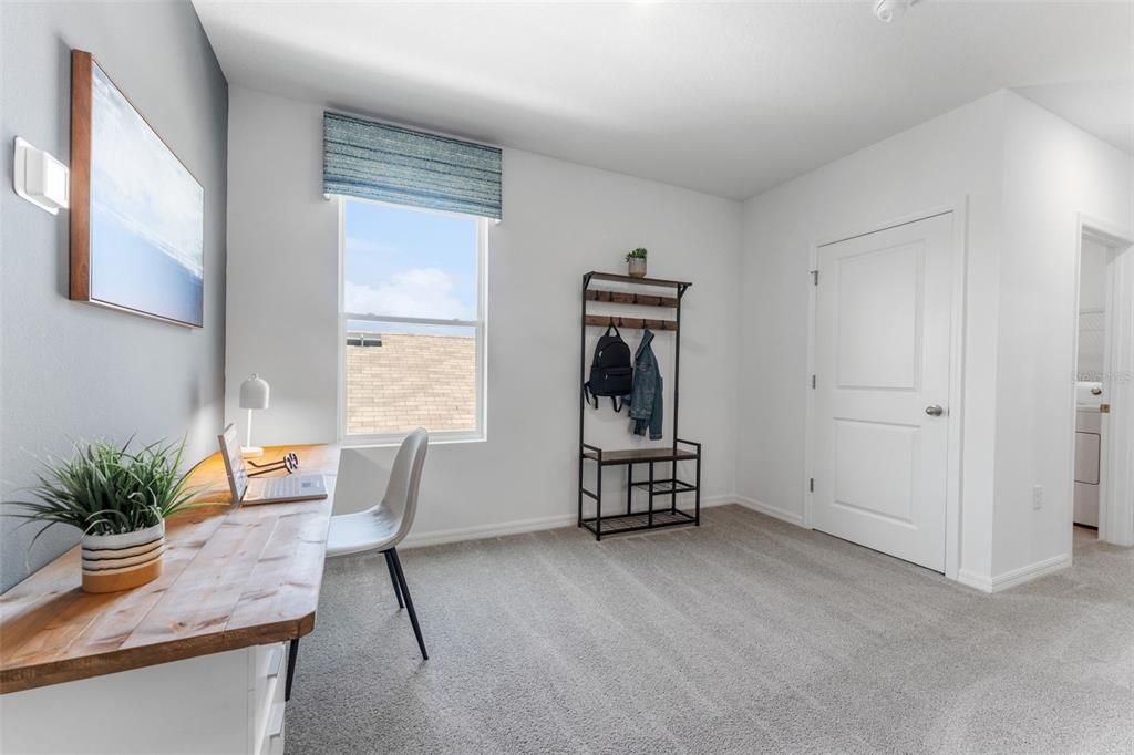 В аренду: $2,850 (4 спален, 2 ванн, 2305 Квадратных фут)