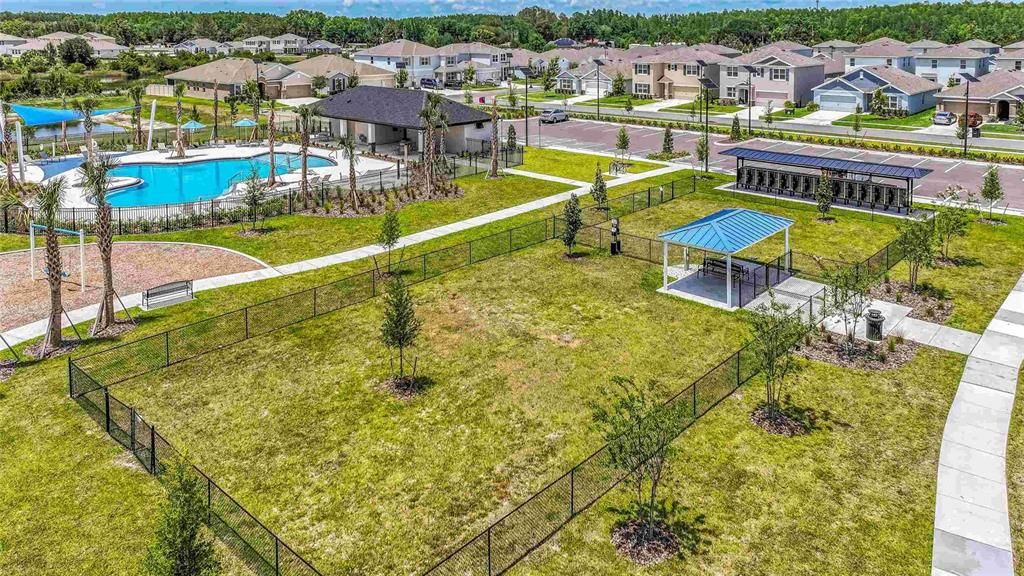 В аренду: $2,850 (4 спален, 2 ванн, 2305 Квадратных фут)
