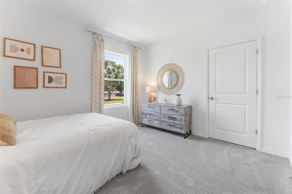 В аренду: $2,850 (4 спален, 2 ванн, 2305 Квадратных фут)