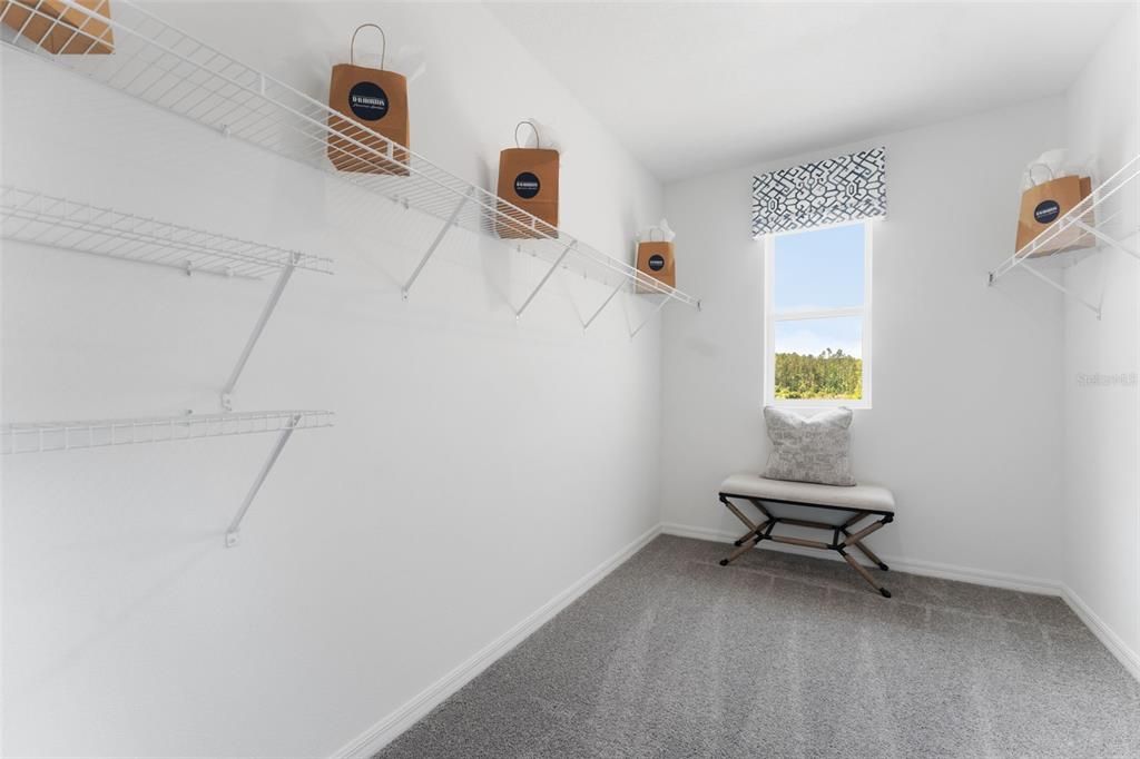 В аренду: $2,850 (4 спален, 2 ванн, 2305 Квадратных фут)