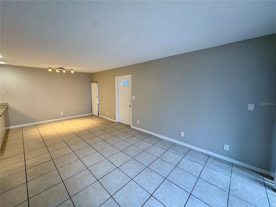 В аренду: $1,475 (2 спален, 2 ванн, 850 Квадратных фут)