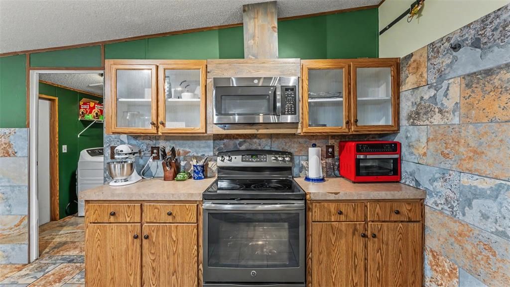 На продажу: $365,000 (4 спален, 3 ванн, 2170 Квадратных фут)