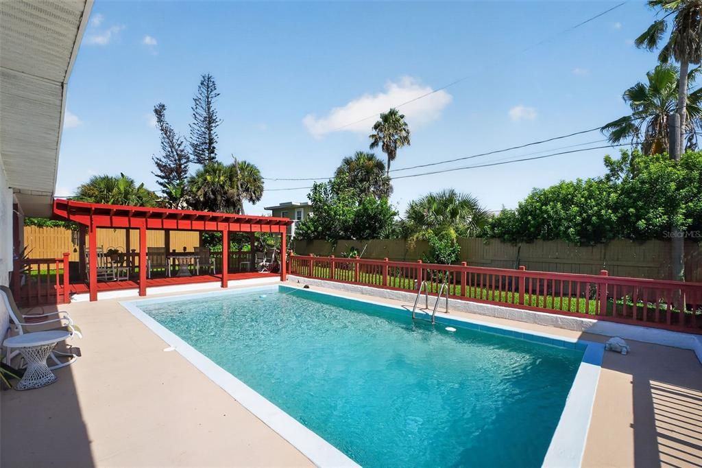 En Venta: $550,000 (3 camas, 2 baños, 2365 Pies cuadrados)