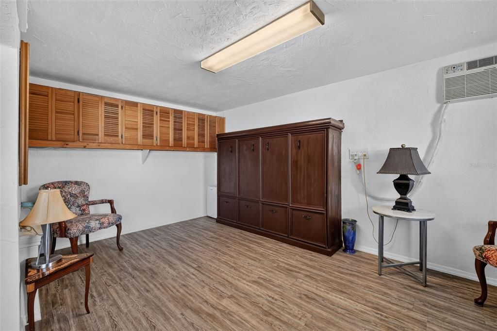 En Venta: $550,000 (3 camas, 2 baños, 2365 Pies cuadrados)