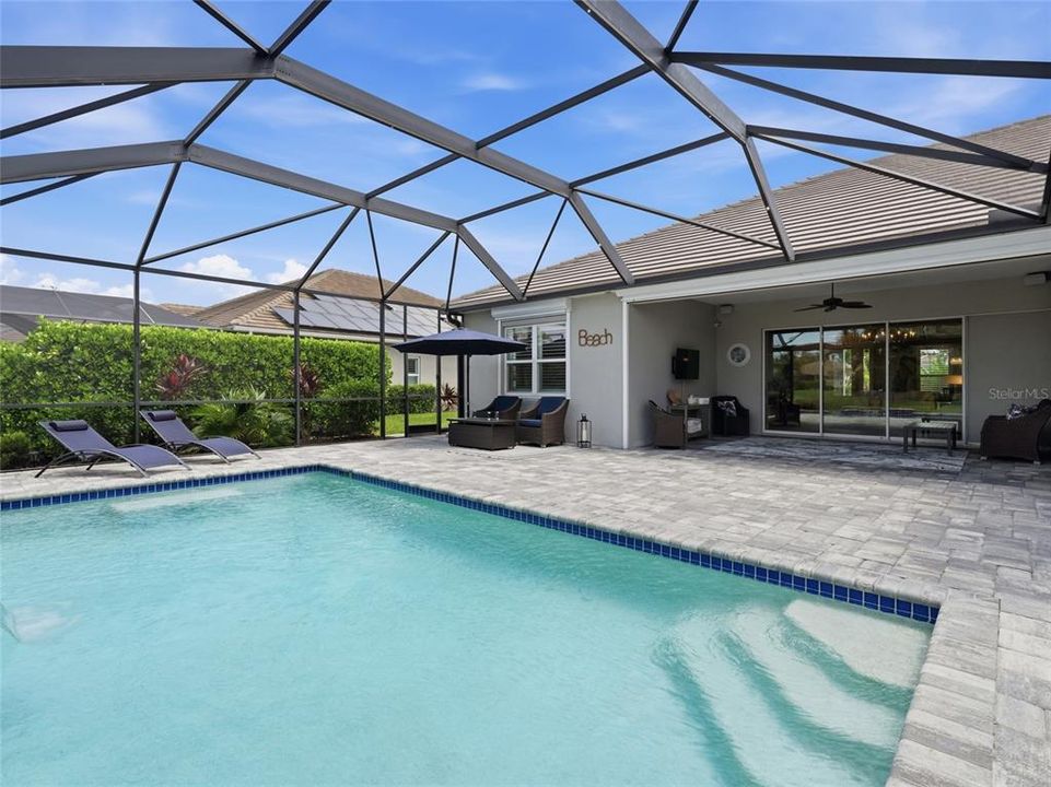 En Venta: $960,000 (3 camas, 3 baños, 2563 Pies cuadrados)