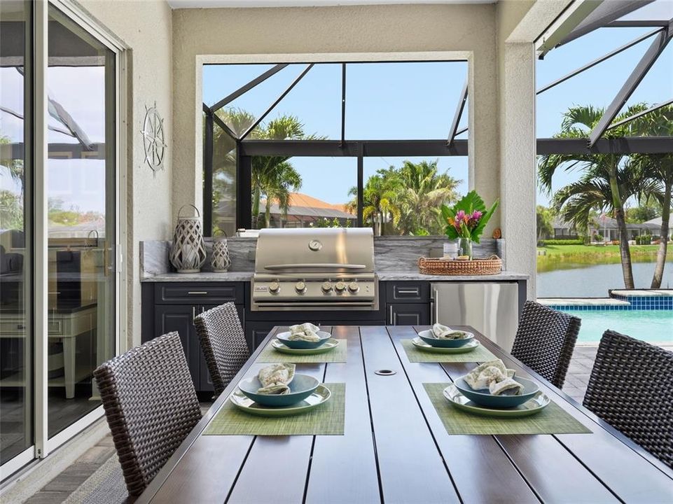 En Venta: $960,000 (3 camas, 3 baños, 2563 Pies cuadrados)