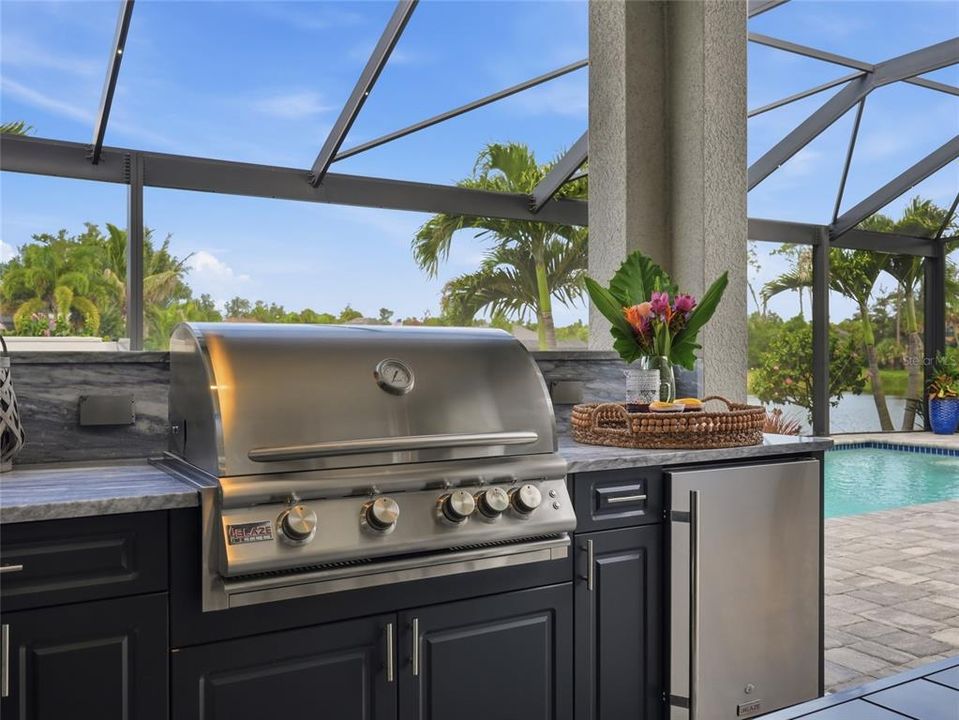 En Venta: $960,000 (3 camas, 3 baños, 2563 Pies cuadrados)